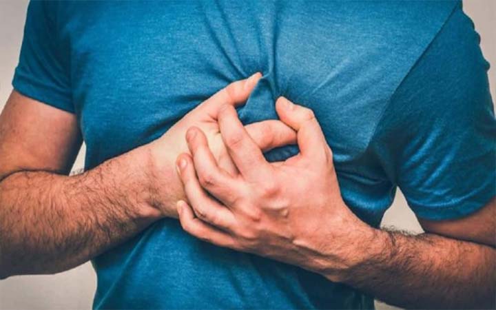 হার্ট অ্যাটাকের সাত লক্ষণ, সতর্ক না হলেই বিপদ